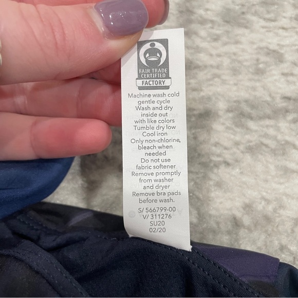 Athleta Blue and Black Lightening Print Support Top - Picture 8 of 10